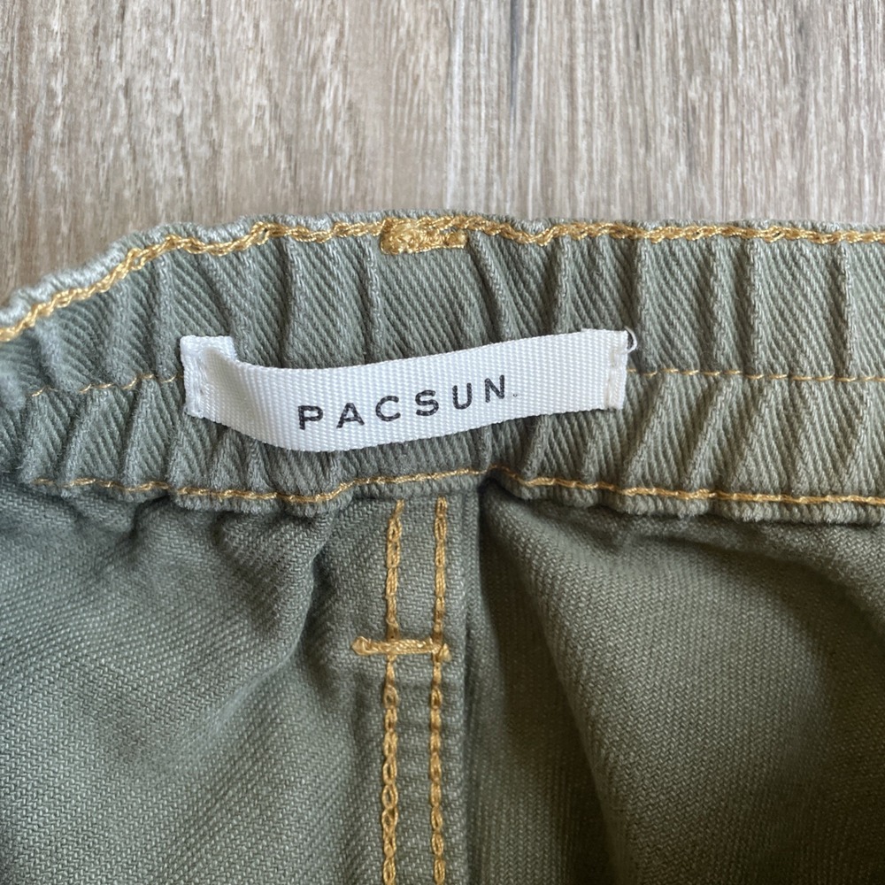PacSun Low Rise Puddle Cargo Pants Olive Green XS Wide Leg Utility Skater Y2K - Picture 2 of 6